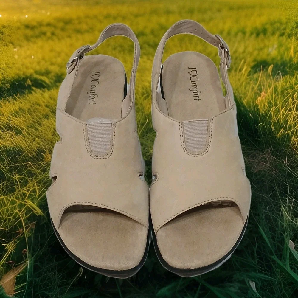 I Love Comfort Blythe Beige Women's Wedge‎  Sandals Size 8